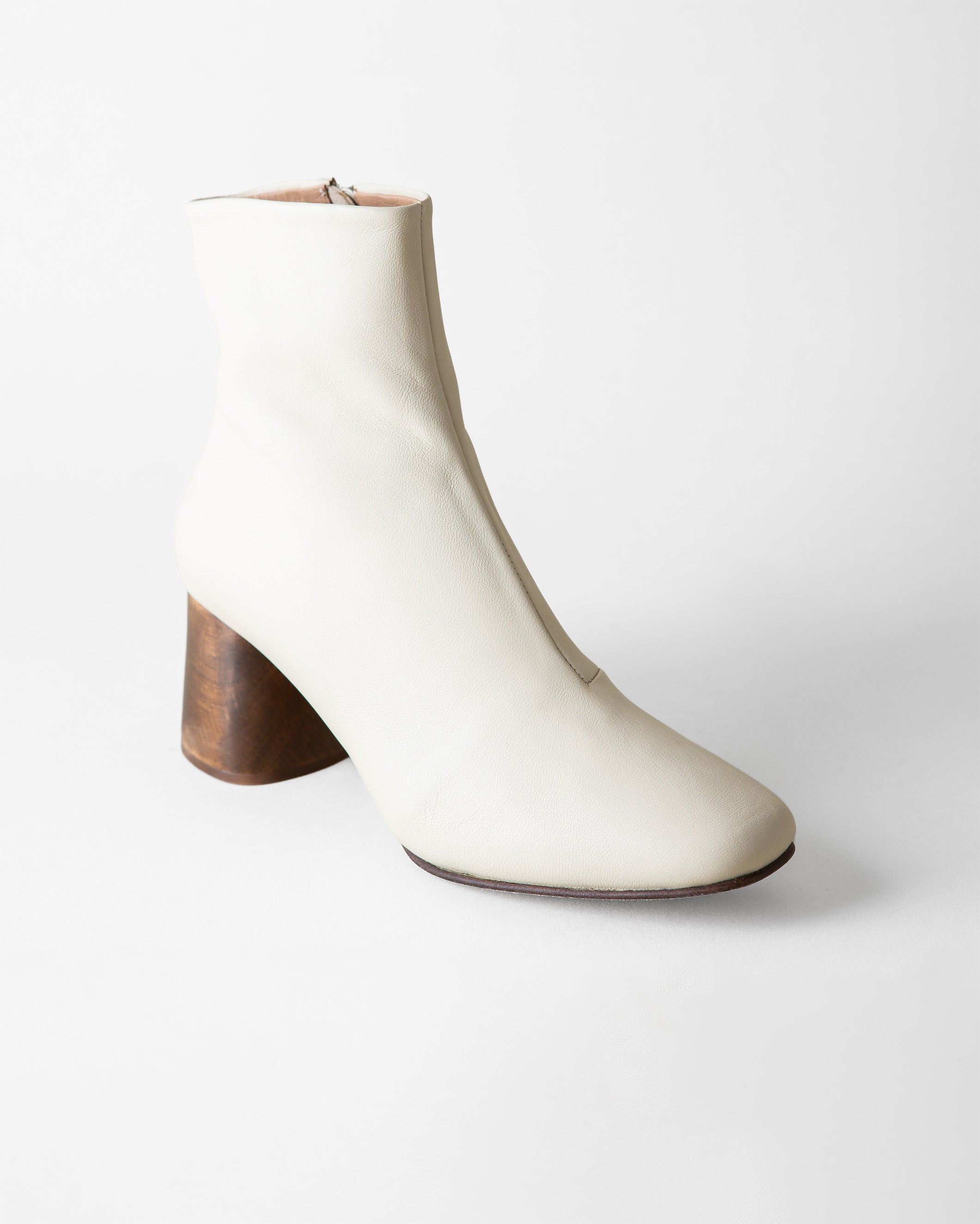 HARLOW BOOT BONE NAPPA