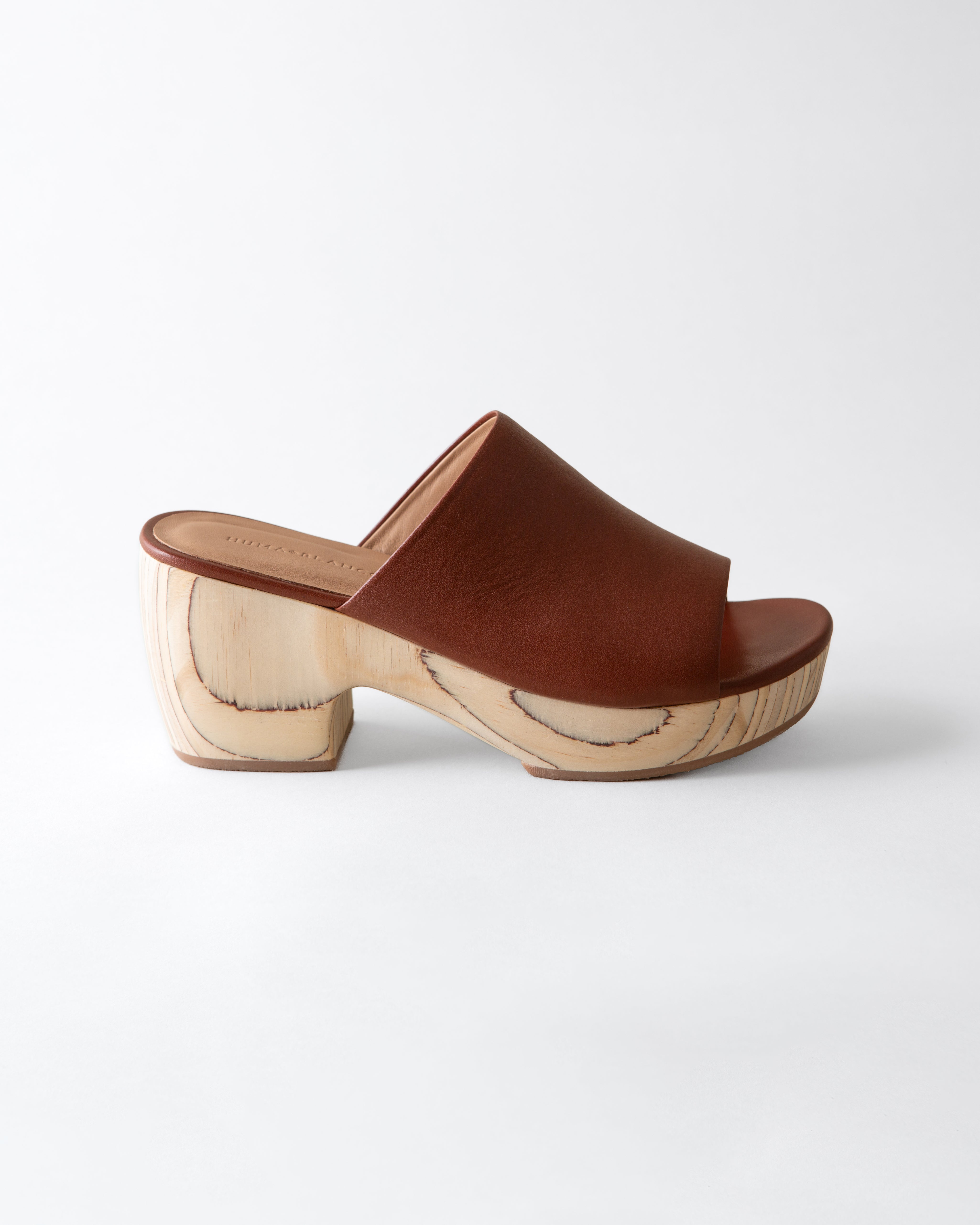 KATLYN CLOG SANDAL CINNAMON NAPPA