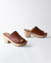 KATLYN CLOG SANDAL CINNAMON NAPPA