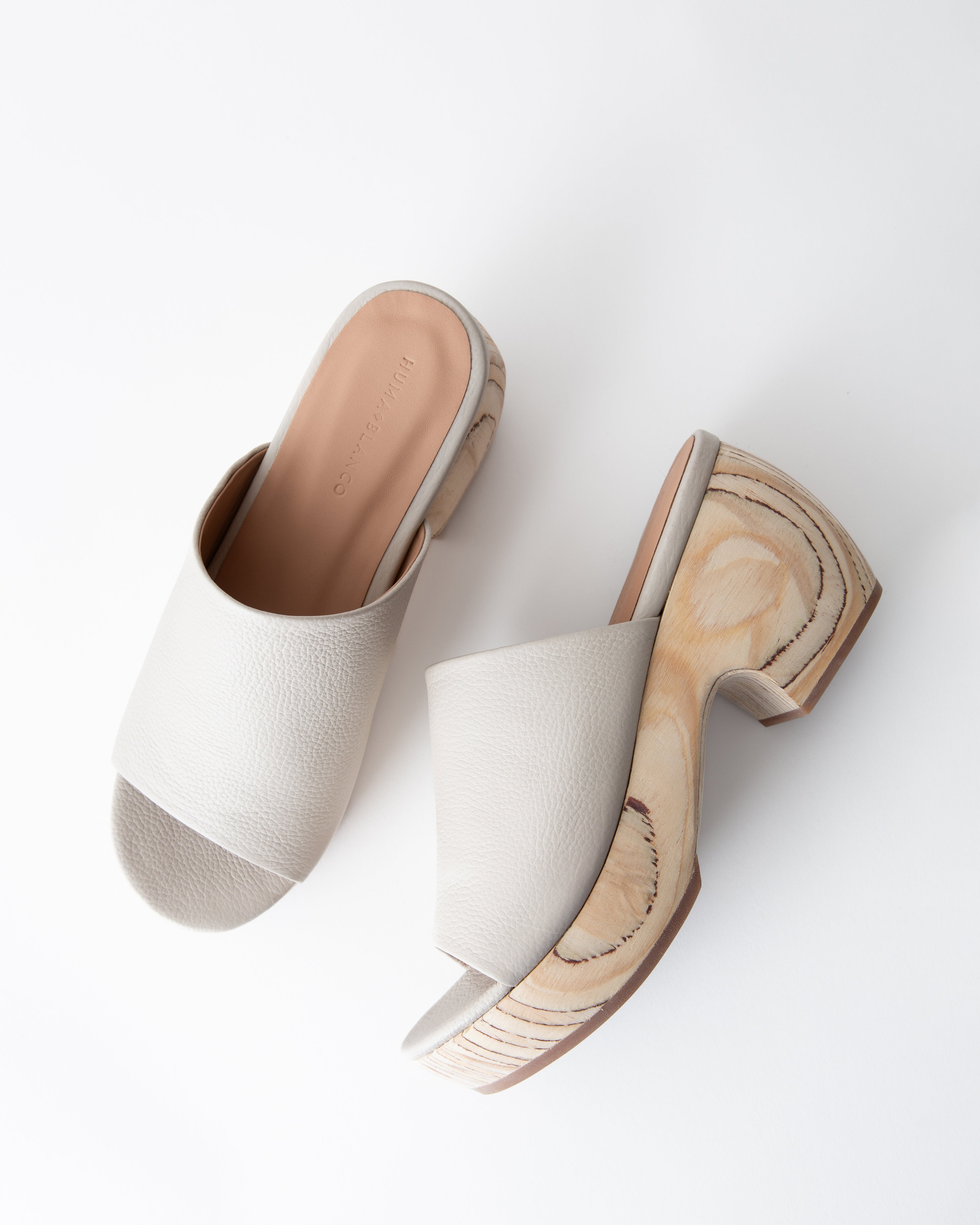 KATLYN CLOG SANDAL PEBBLED CREAM NAPPA