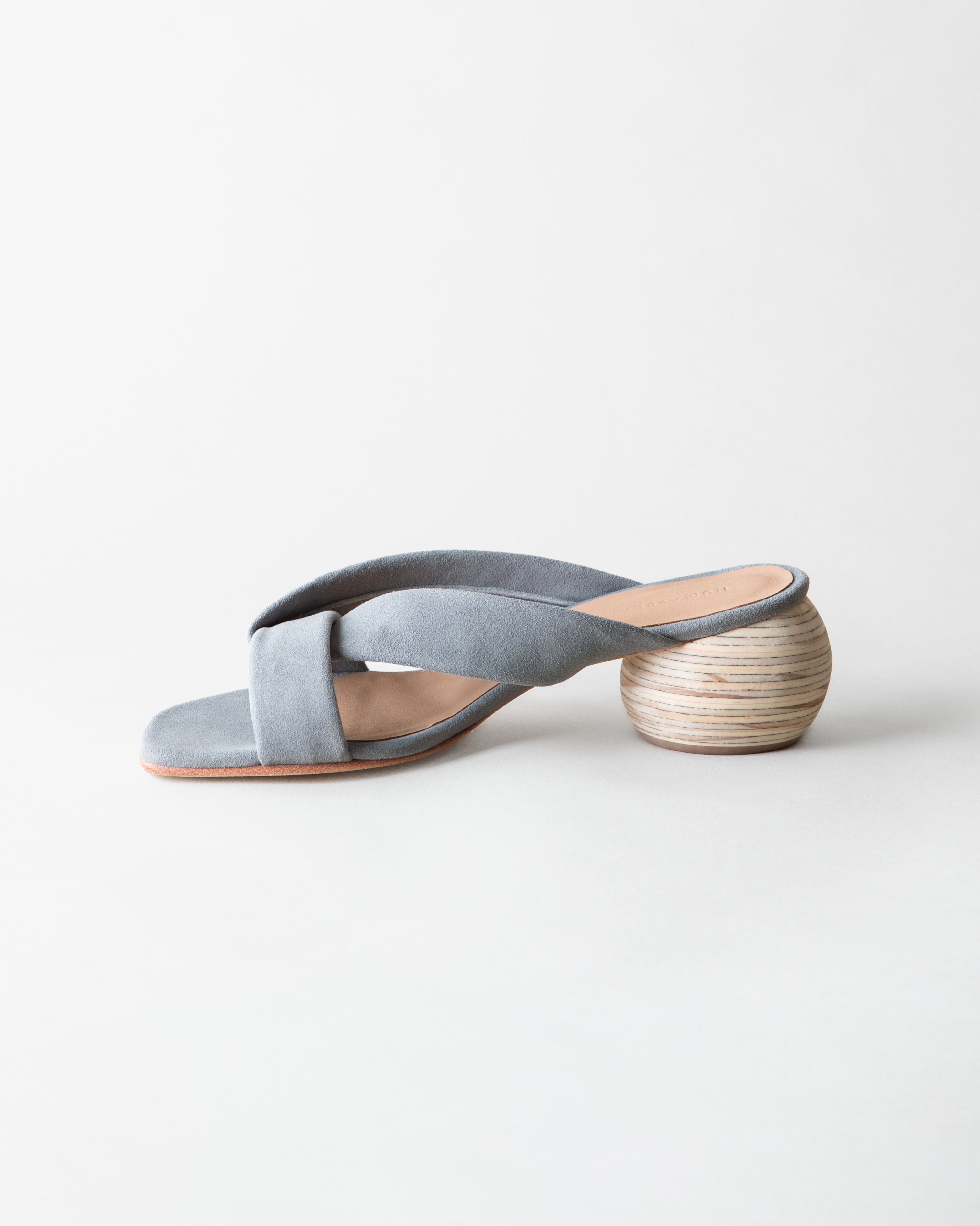 KIRA HEELED SANDAL GREY SUEDE