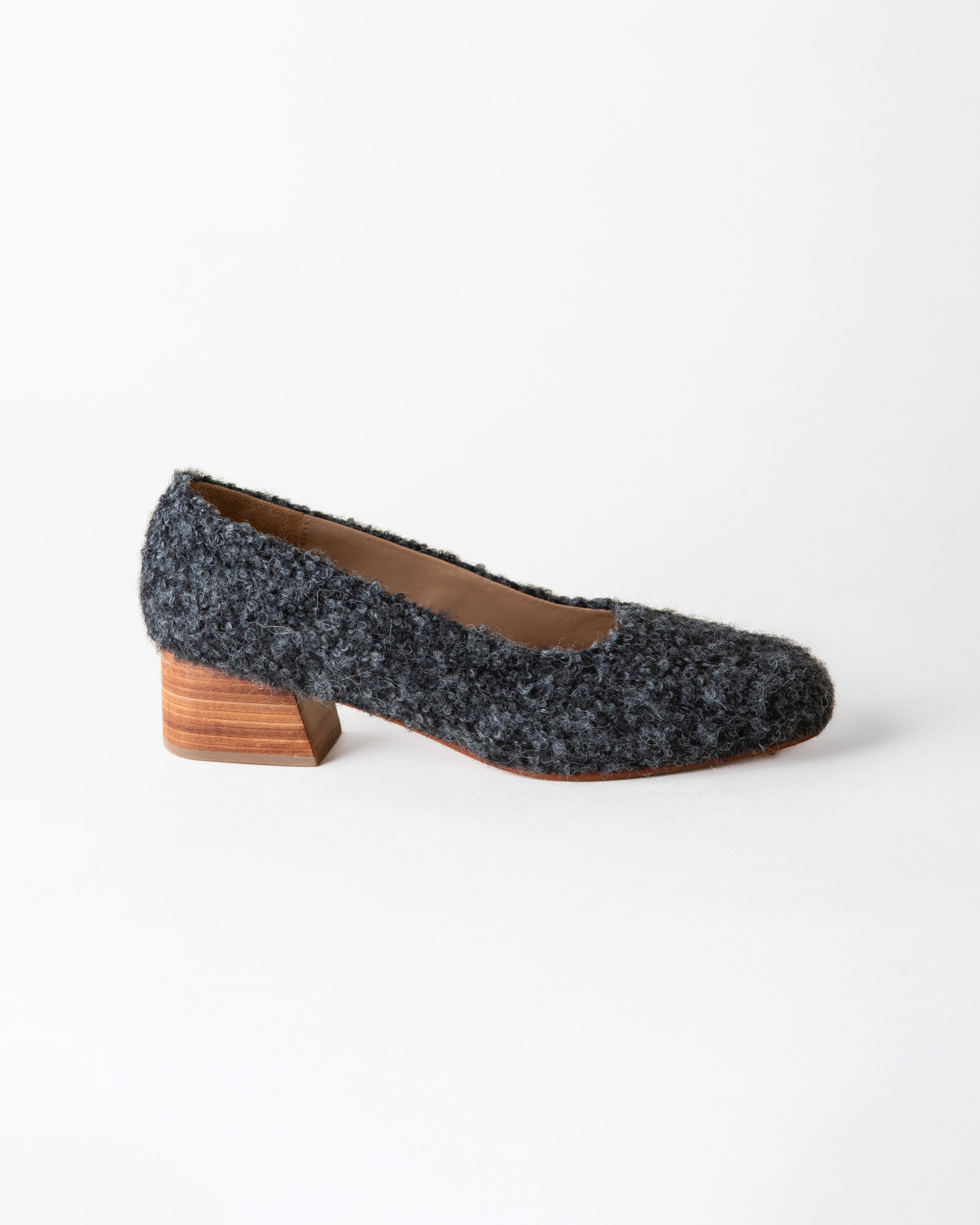 LUISA LOW HEEL CHARCOAL ALPACA