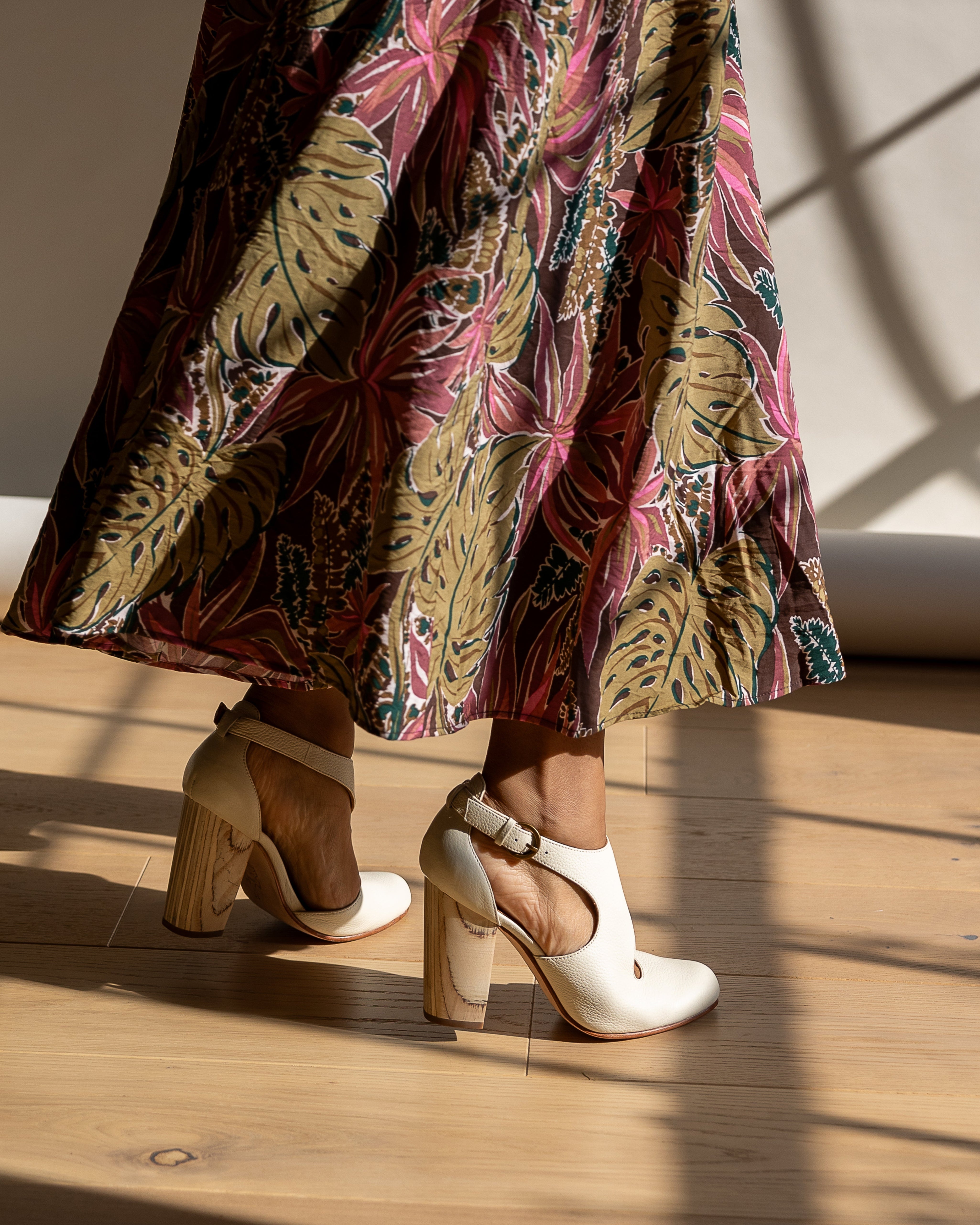 LUNA NAYA BLOCK HEEL GRAINED IVORY NAPPA