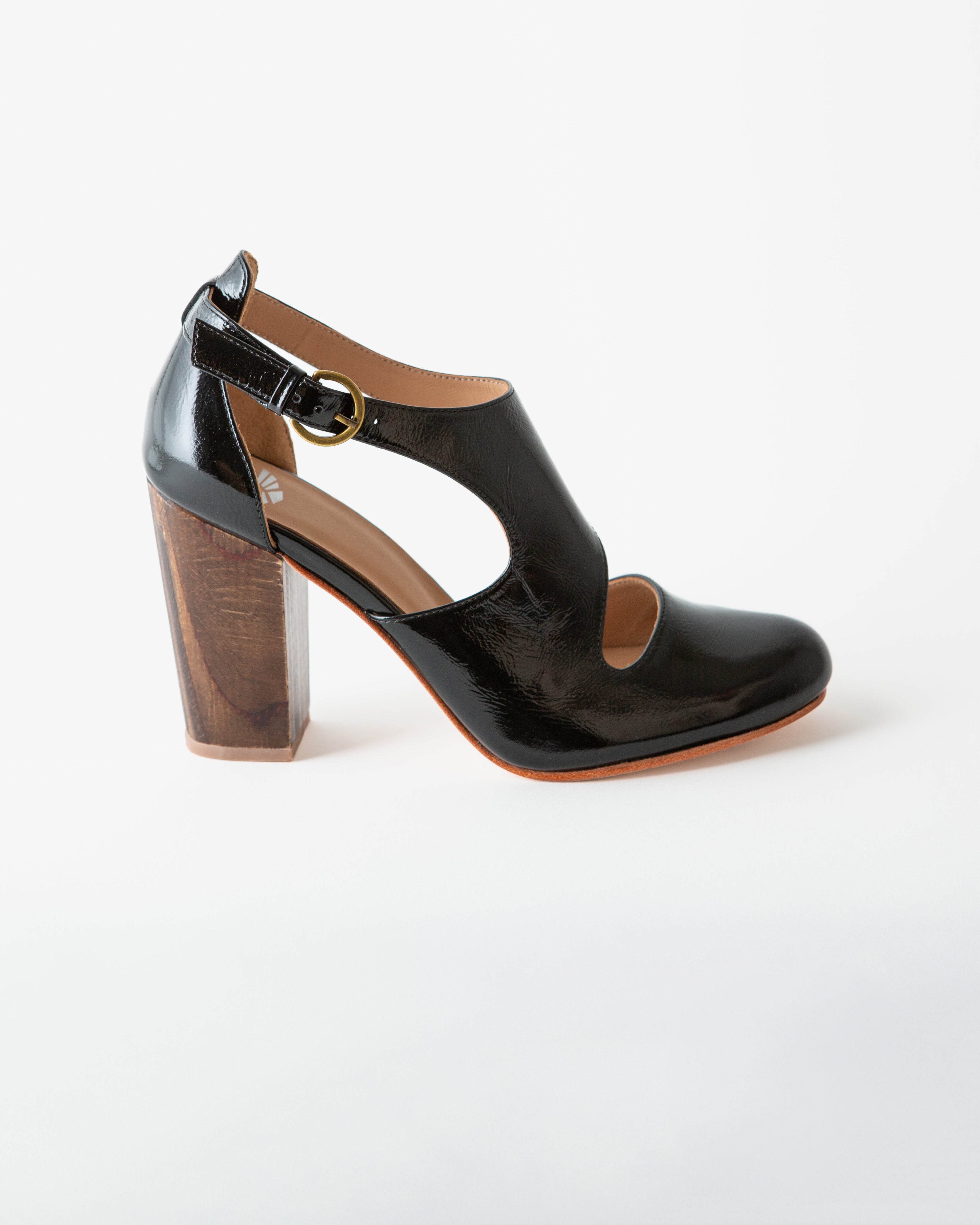 LUNA NAYA BLOCK HEEL BLACK CRINKLE PATENT