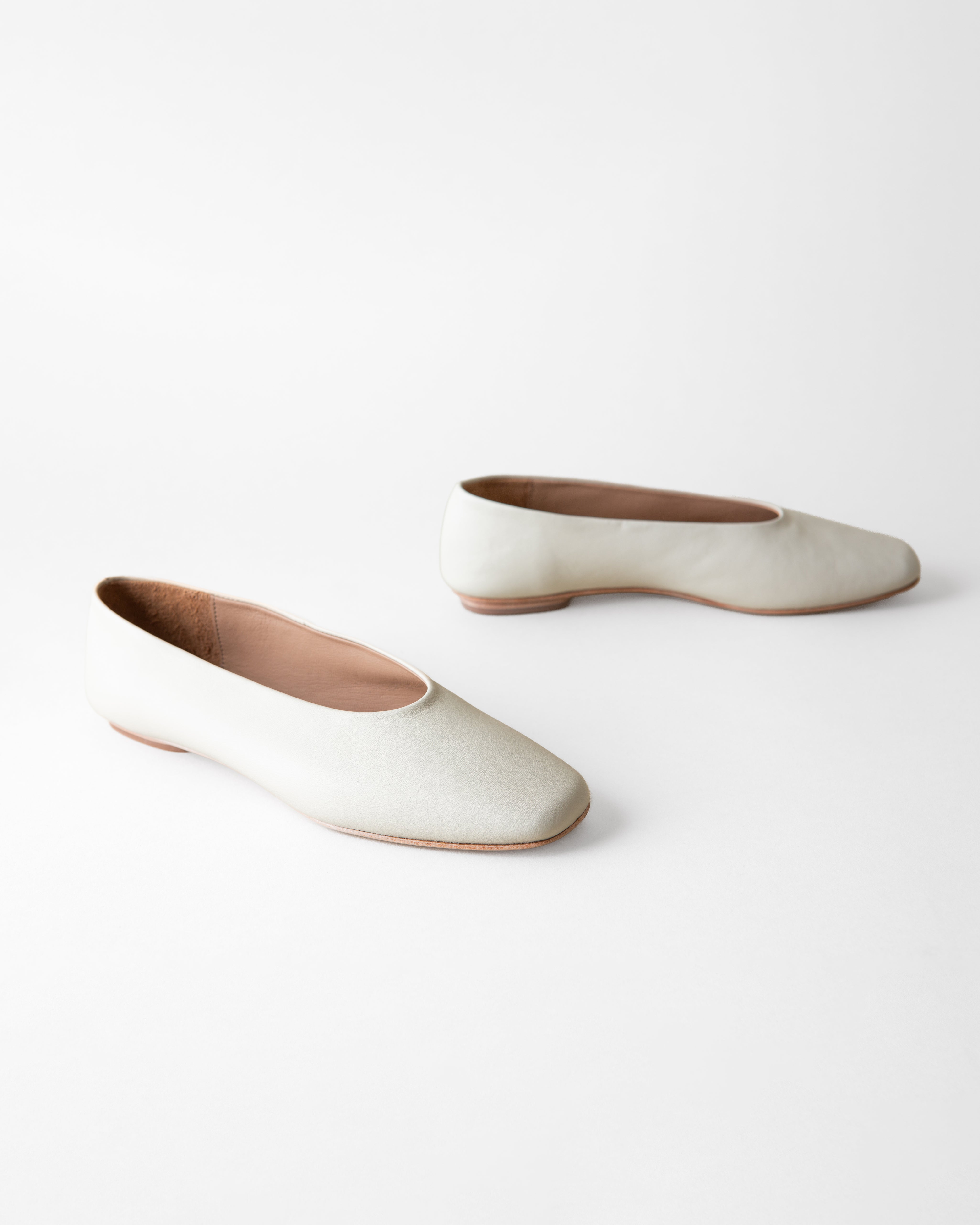 MARGAUX BALLET FLAT BONE NAPPA