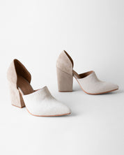 Two-tone d'orsay pump
