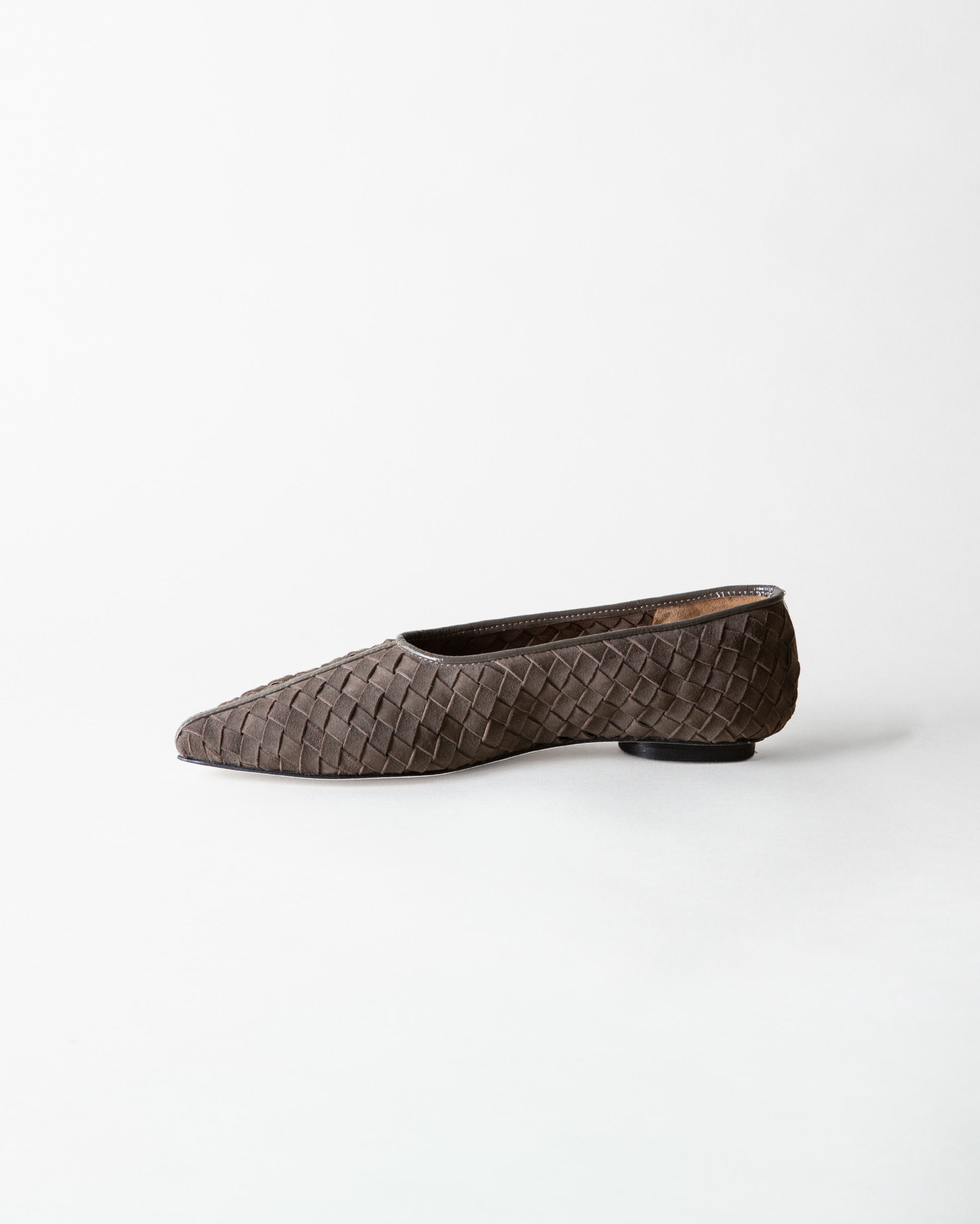 ZELDA POINTED TOE FLAT ASH WOVEN SUEDE