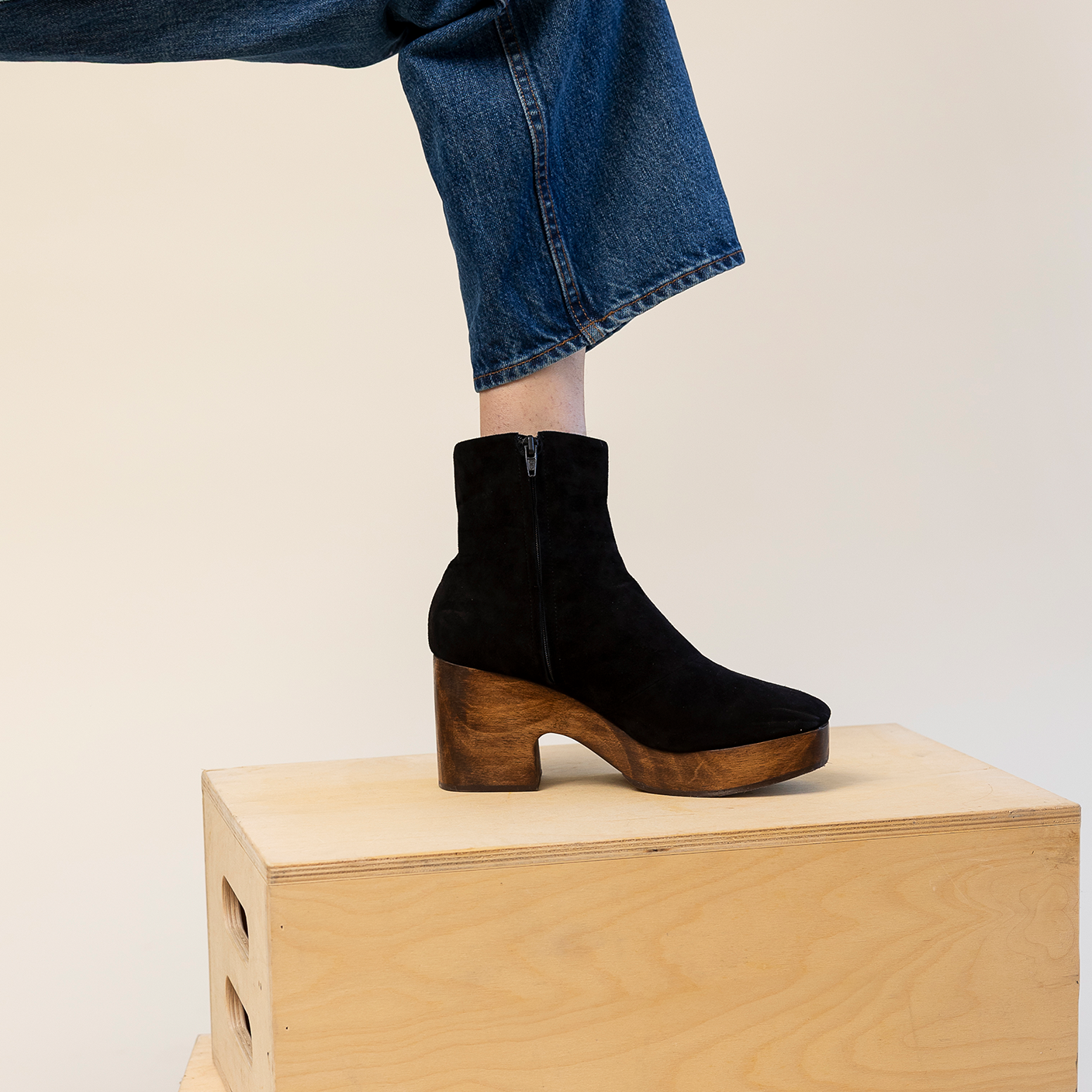 boots_7ad4b8ff-ada4-442a-97bd-681bc60fb7f7.png