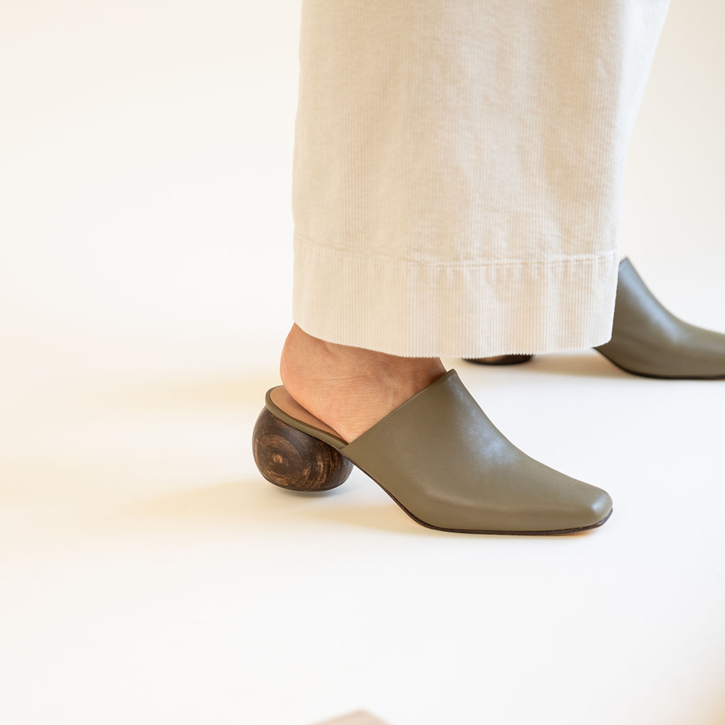 mules_410a24d8-6ace-42a9-b800-4d05cb2cf9c7.png